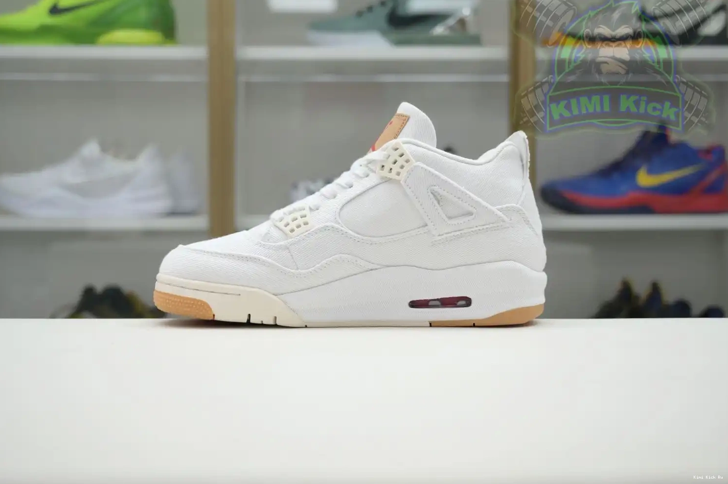 4 Air tag) white levis (levis Jordan Kimikick Jordan 0327